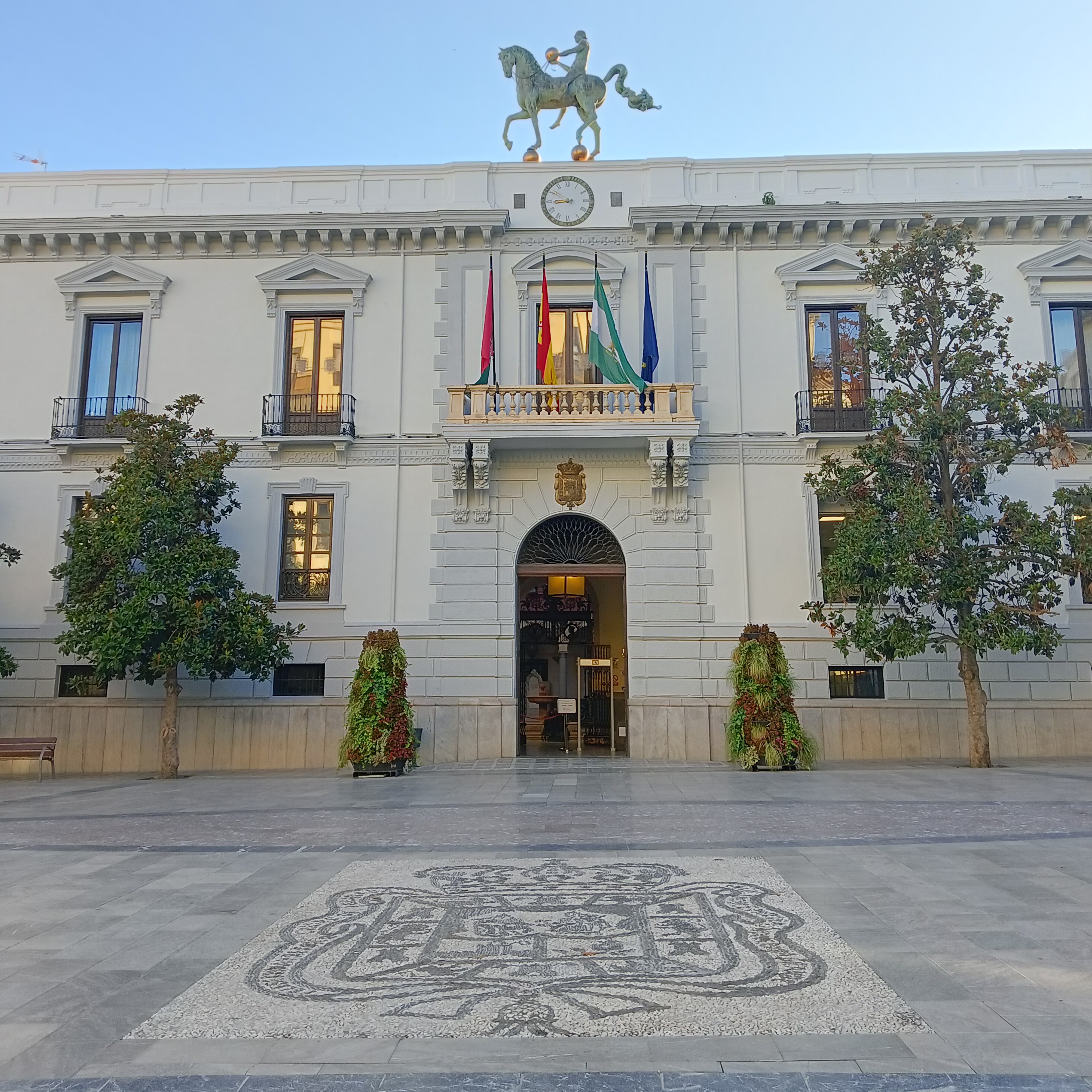 ayuntamiento_fachada_1.jpg