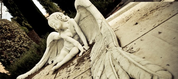 cementerio_angel.jpg cementerio_angel.jpg