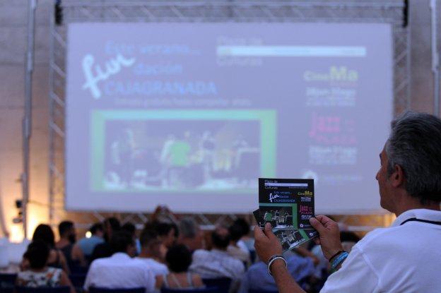 cine_en_la_plaza.jpg cine_en_la_plaza.jpg